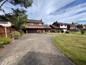 Photo 1- click for photo gallery